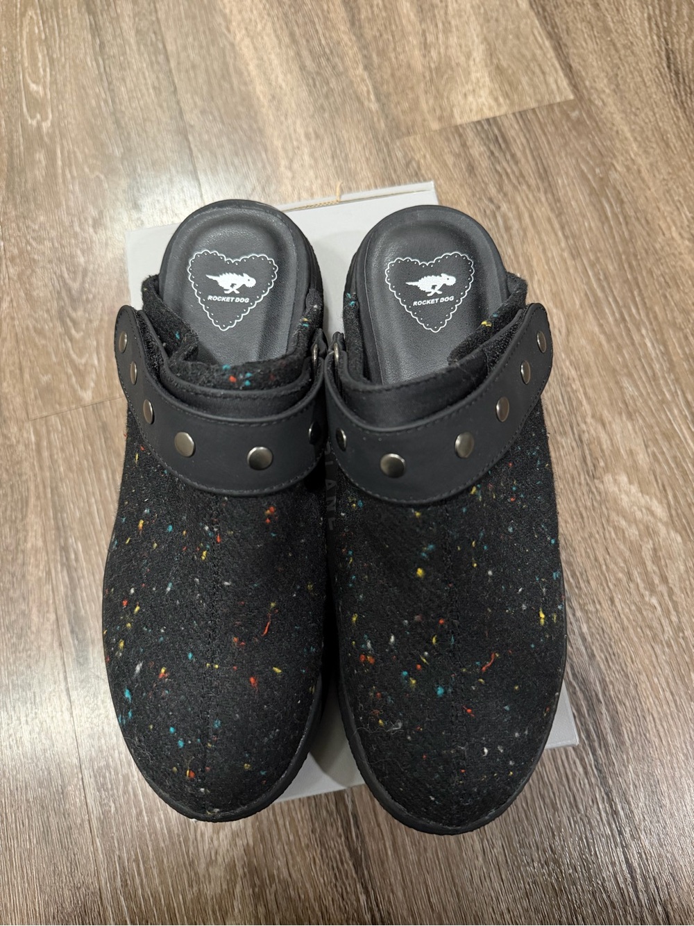 Rocket Dog Black Speckled Clog